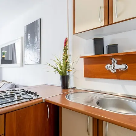 Daire Close-one Bedroom - Wola - Zelazna *