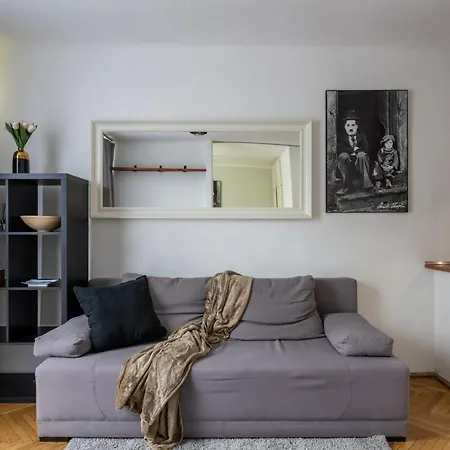 Close-one Bedroom - Wola - Zelazna *
