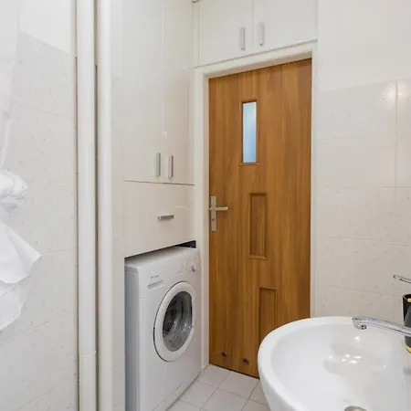 Close-one Bedroom - Wola - Zelazna * Varşova